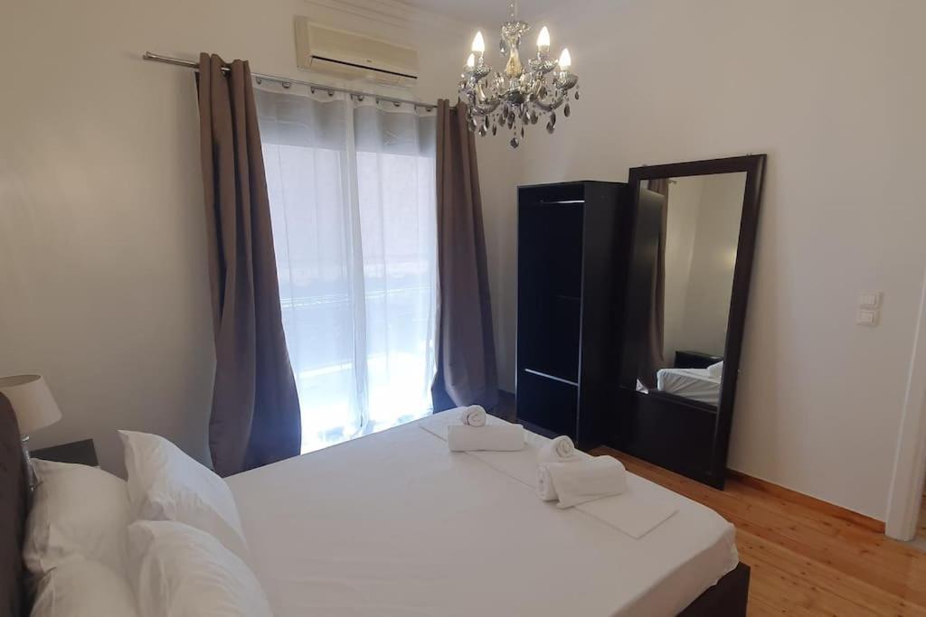 Spacious Beauty In Athens, 55M2, Metro 7' Екстериор снимка